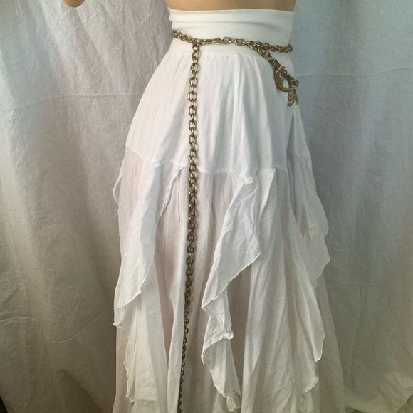 Vintage gold moon and star chain belt - Picture 6 of 7